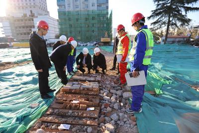 刘祥元深入一线调研并宣讲十九届六中全会精神——赴山东省地矿局八〇一队建设工程勘察项目现场